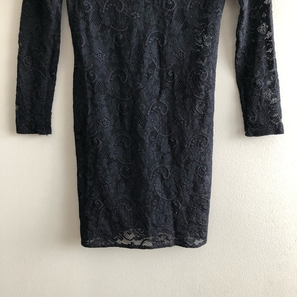 🚨3/$20🚨 Talula Aritzia Lace Long Sleeve Scoop Neck Stretchy Mini Dress Black - Picture 8 of 12